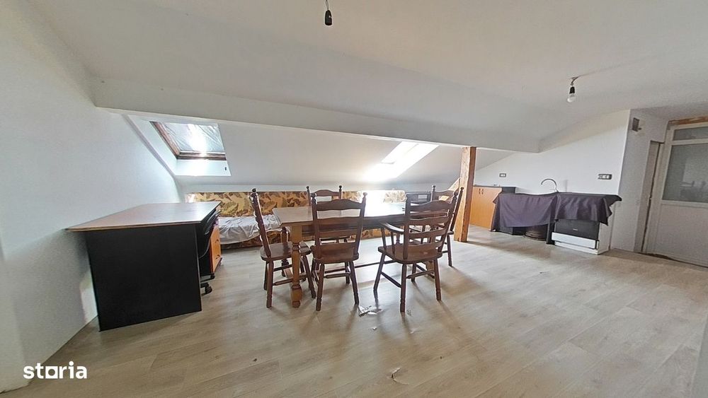 Apartament cu 2 camere de inchiriat – Mansarda, zona Centrala – Ar