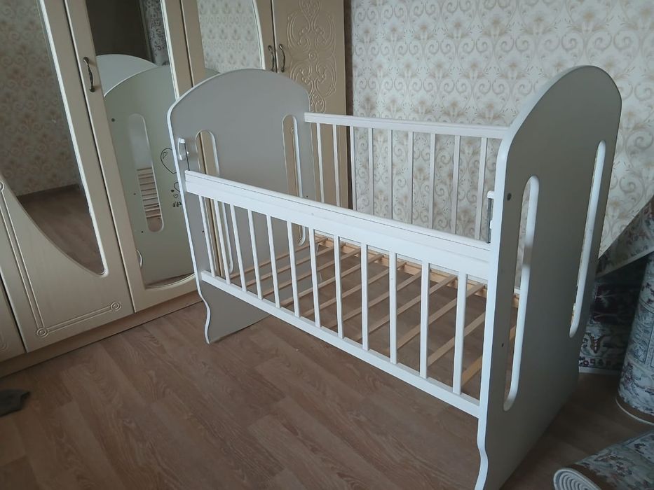 Продам детскую кровать в отличном состоянии  мамай батыра 92,72 кварта