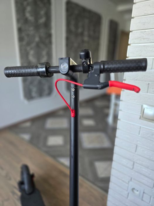 Продам эл/самокат xiaomi pro