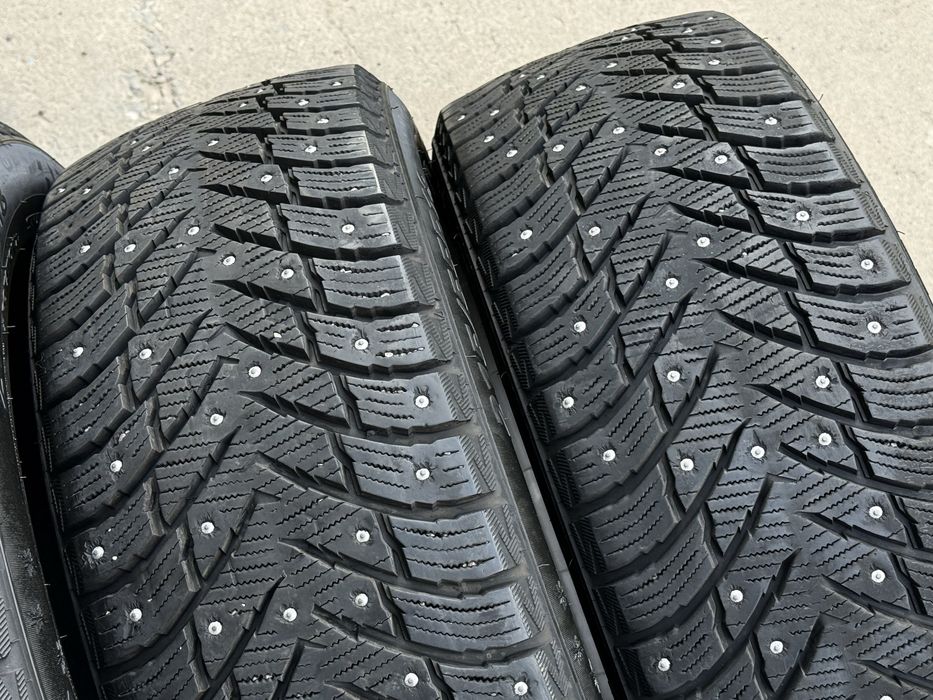 215|55 R18. Powertrac.