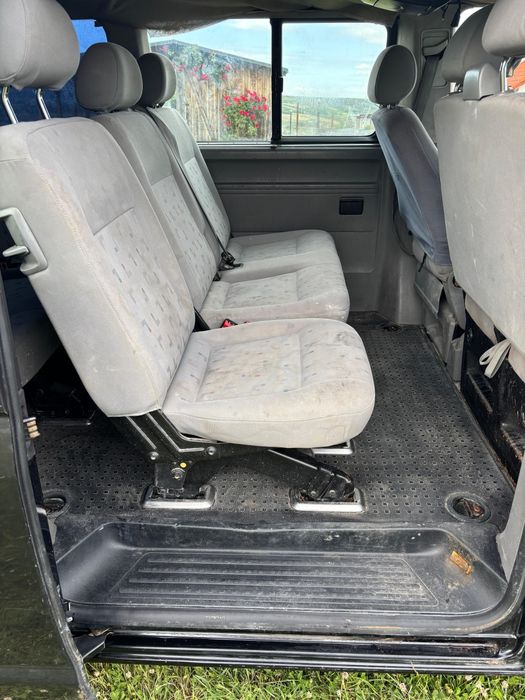 VOLKSWAGEN Multivan 0 — imagine 5