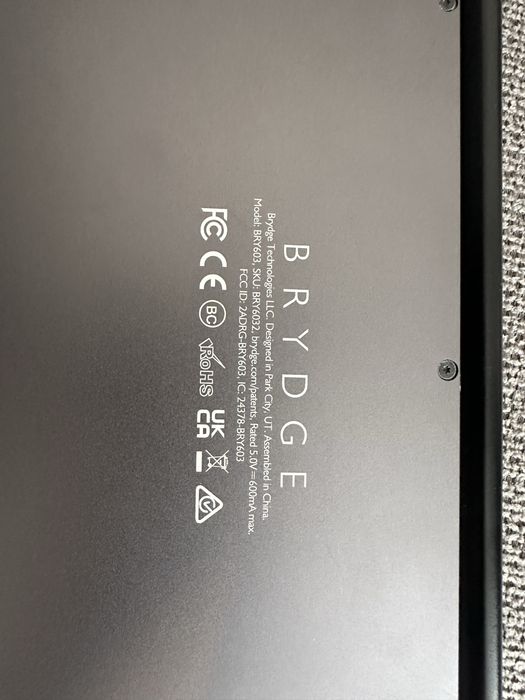 Apple Ipad Pro 4th gen 256gb 12.9inch wifi space grey 98%BH с клавиатура