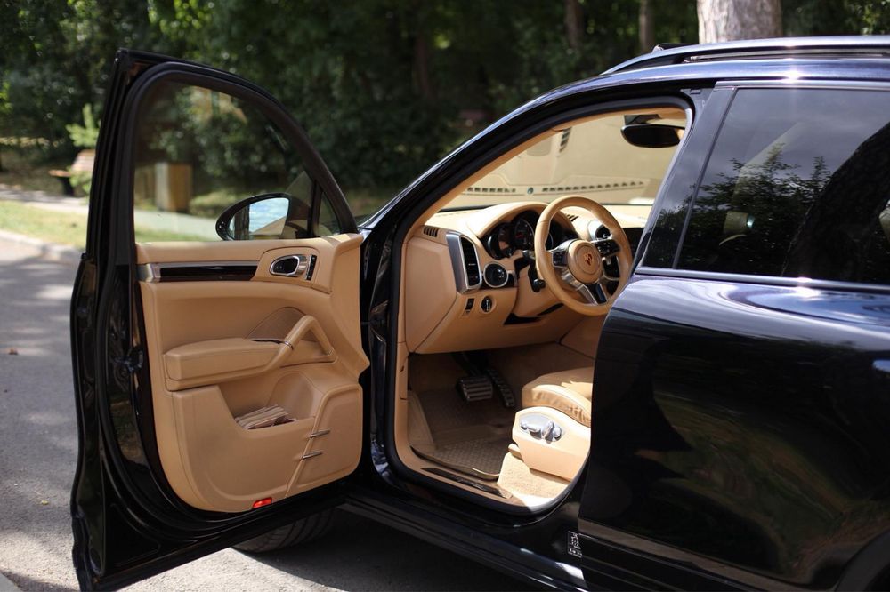 PORSCHE Cayenne 2015 — imagine 3