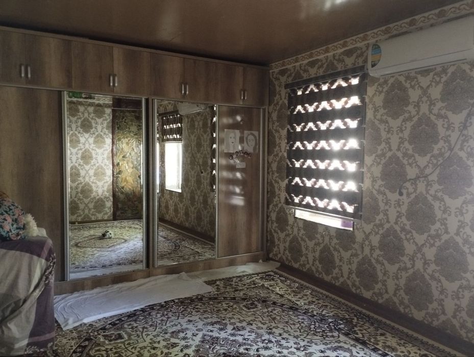 Zudlik bilan sotiladi