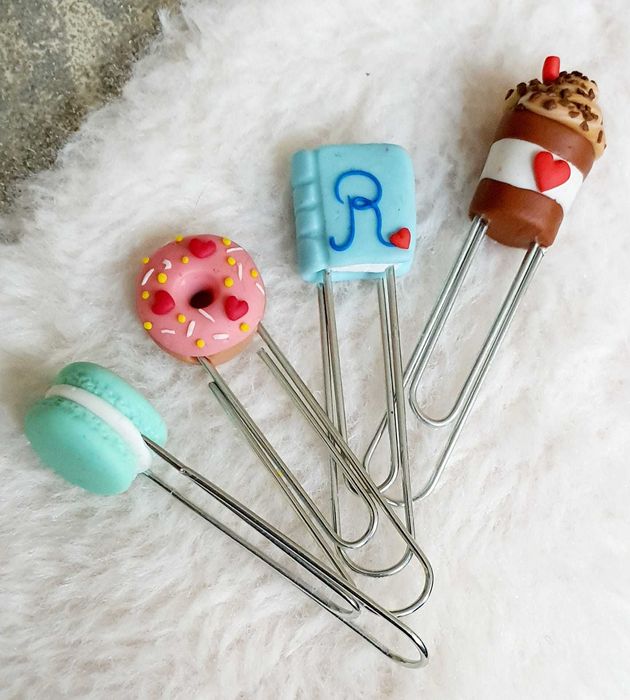 Agrafe care aduc bucurie, semne de carte