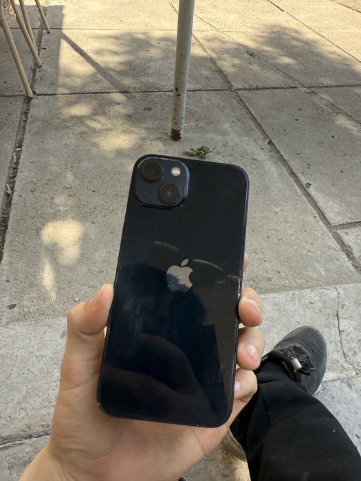 iPhone 13  80емкость