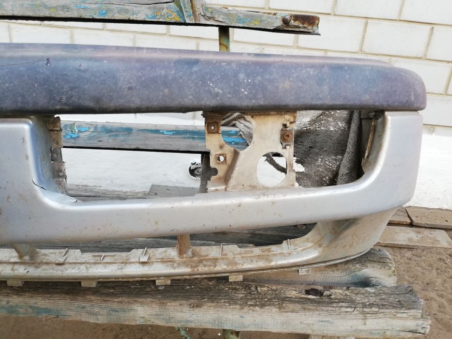 Бампер на пассат В-4