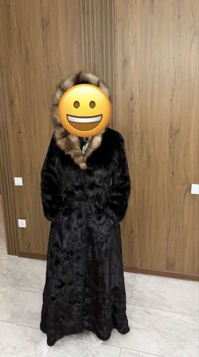 Шуба зимняя черная