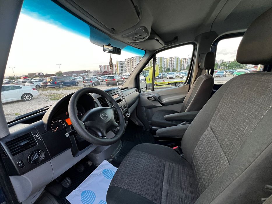 Mercedes Sprinter 313 /2015 /7 locuri / doka