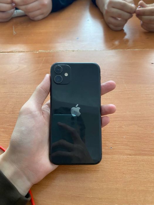 Продается iPhone 11 64 Gb