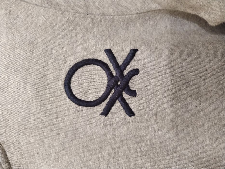 Benetton суичър