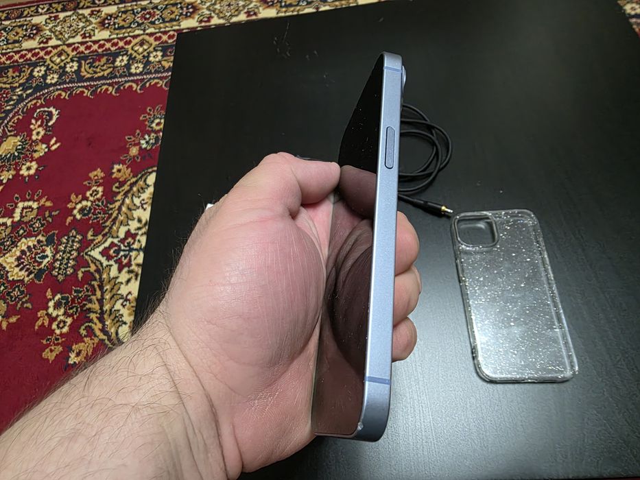 Продам Apple iPhone 14