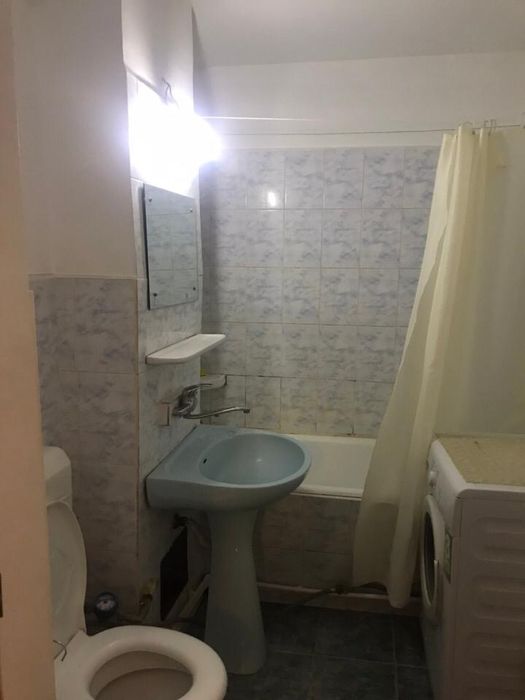 Garsonieră decomandată de vânzare – 42 mp – Tudor Vladimirescu