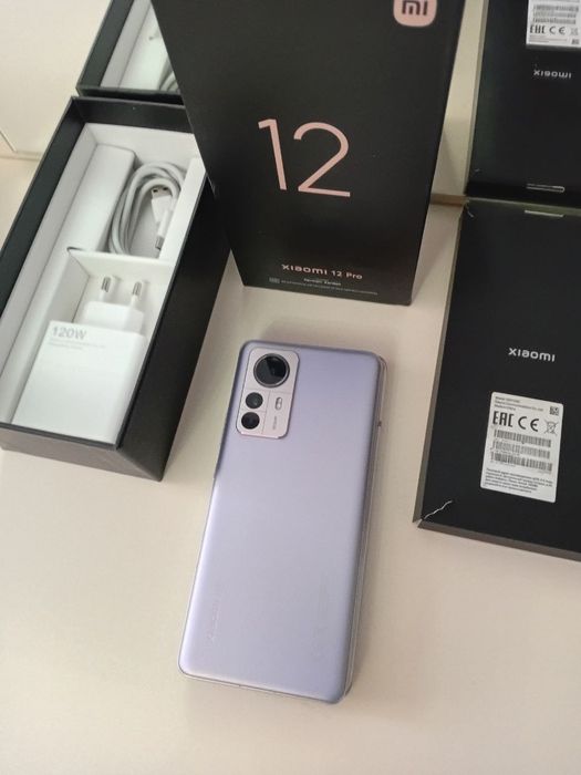 Продам Xiaomi 12 Pro 5G 16/256gb.