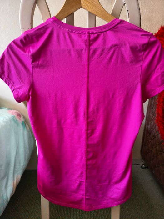 Продавам маркови фланелки