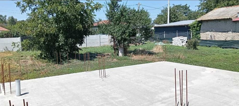 Vanzare teren intravilan