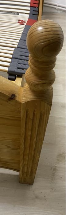 Vand pat dormitor lemn masiv urgent