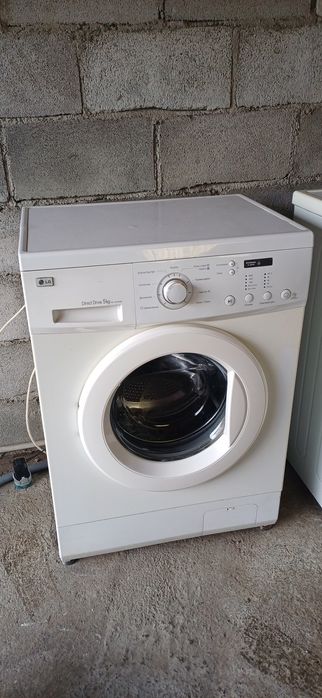 Продам стиральную машину автомат