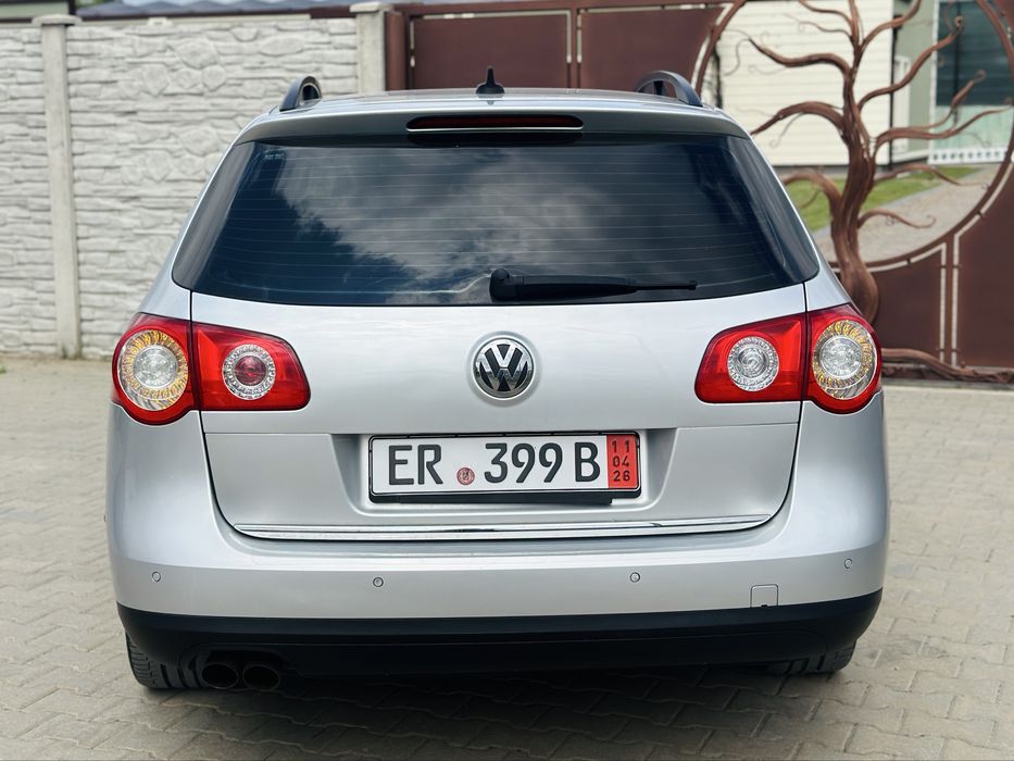 VOLKSWAGEN Passat 2010 — imagine 3