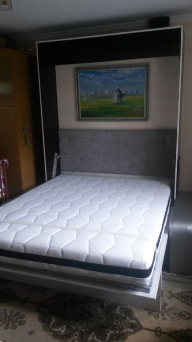 Продам кровать-диван купе