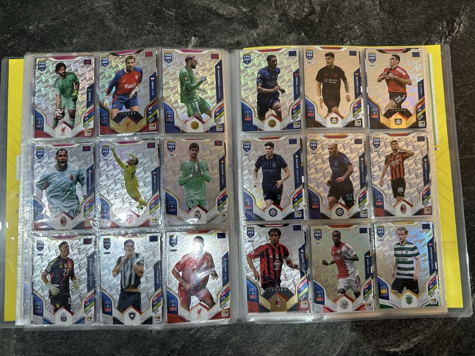 Set complet Fifa 365 Adrenalyn XL 2026