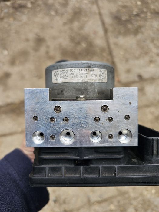 Pompa abs 3Q0 614 517 AA SKODA SUPERB 3 2016