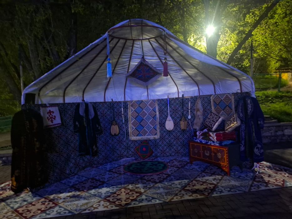 Поль Юрта и Алтыбакан