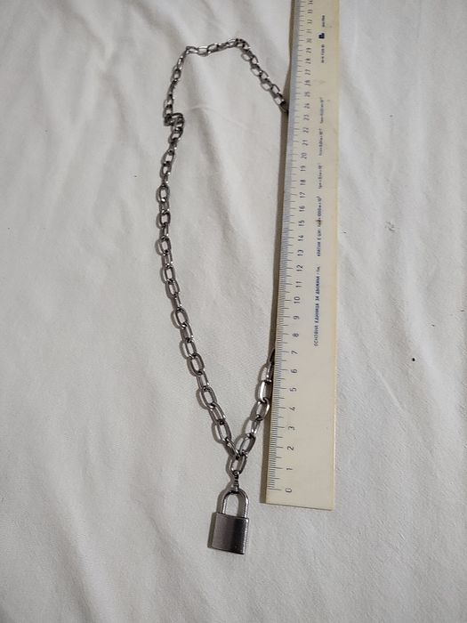 Гривна и синджир