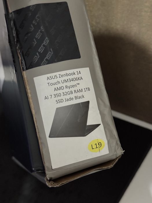 Asus Zenbook 14 Touch