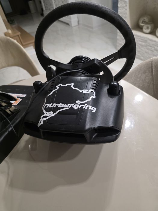 URGENT !! Vand volan logitech g29