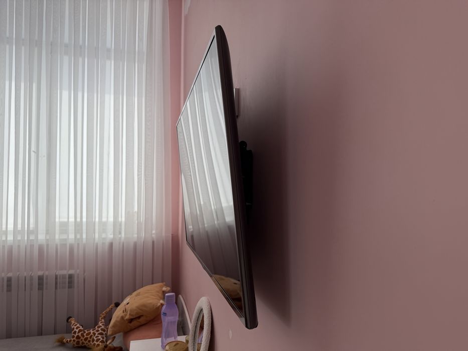 Телевизор LG 43 дюйма