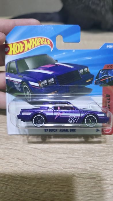 Hotwheels TH ( TreasureHunt) și rare.