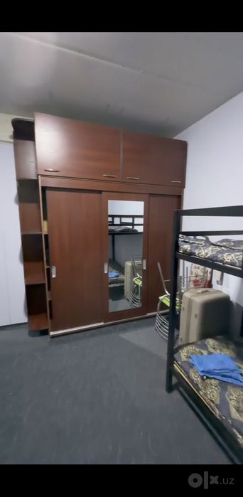 Ijaraga talaba qizlaga chirchiq 7 kolej oldida