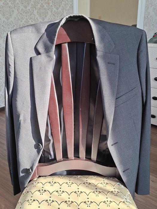Пиджак мужской серый