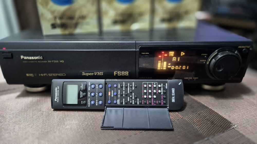 Супер видеомагнитофон Panasonic NV-FS88EG HI-FI Stereo SuperVHS