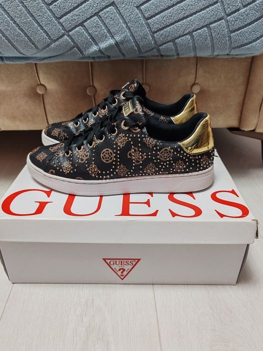 Sneakers Guess original