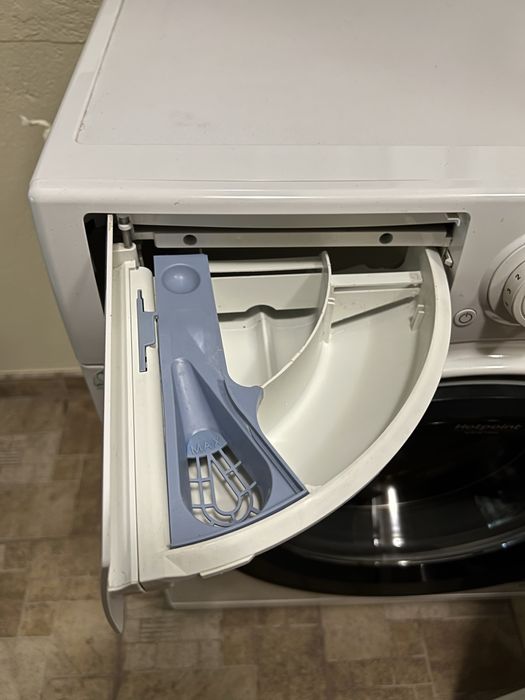 Пералня HotPoint Ariston