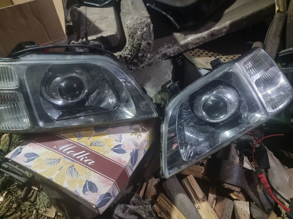 Фары на хнда црв