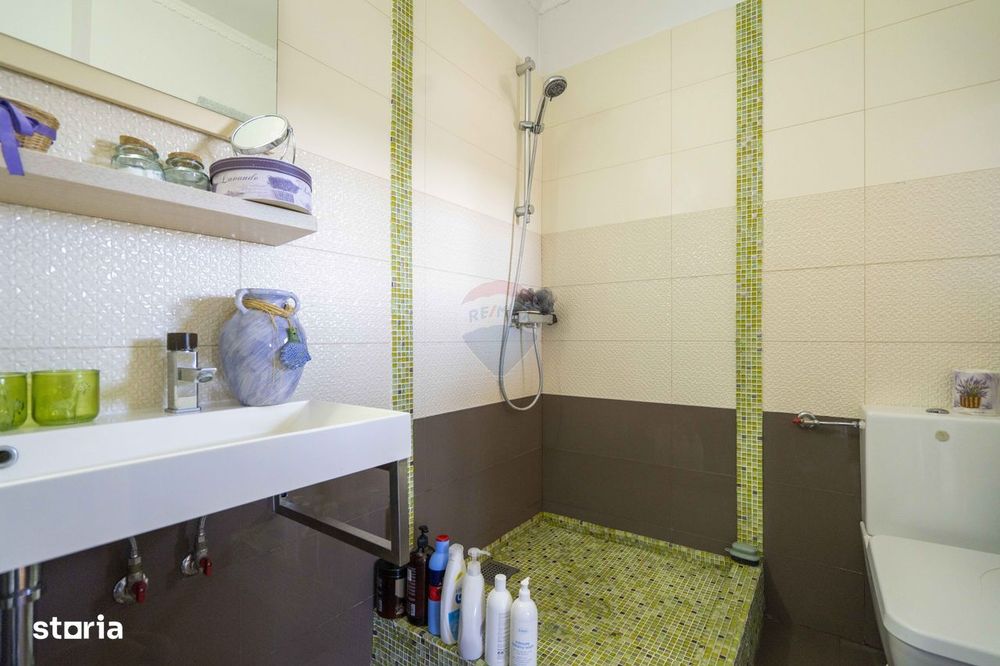 Casă cu 5 camere de vânzare în zona Dealuri Oradea