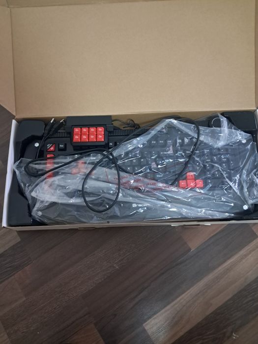 Vand schimb tastura gaming