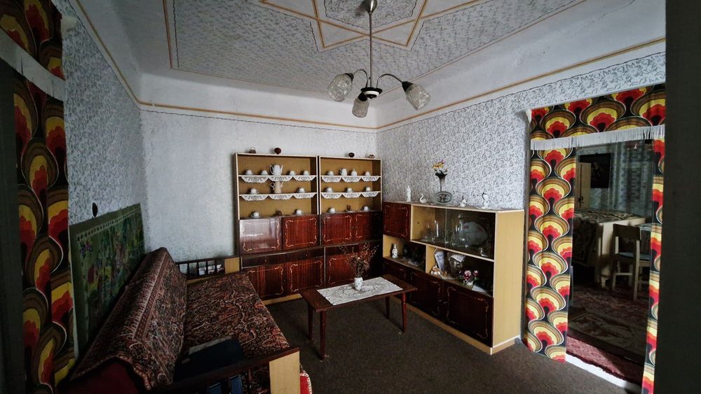 Casa de vânzare cu teren generos  in Dorobanti