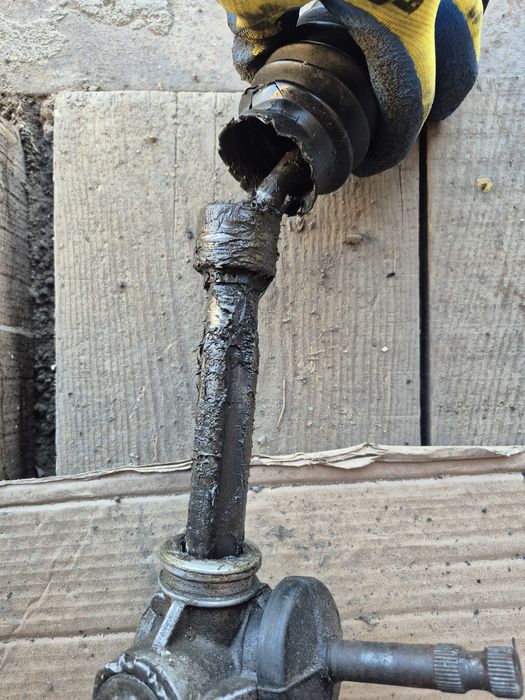 рулевая рейка от mazda 323