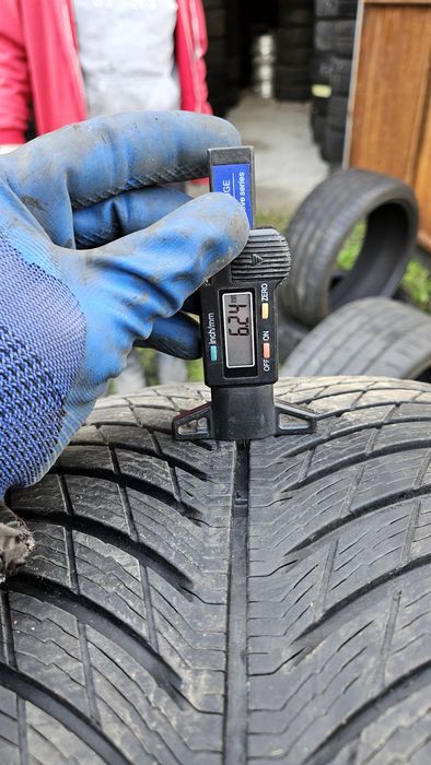 2бр гуми 255 35 19 дот 23 мишелин michelin