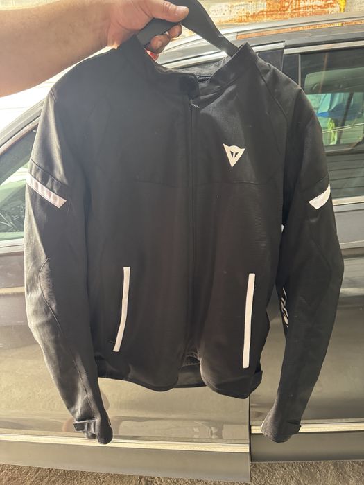 мото яке Dainese