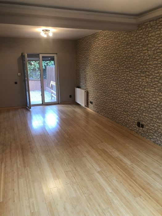 Inchiriez Vilă Pipera P+1+M - 5 Camere