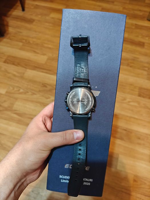 Часы наручные Casio Edifice ECB-20AT-2AJR