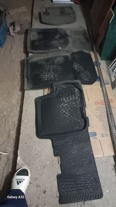 Полики резиновые для лада ларгус б/у