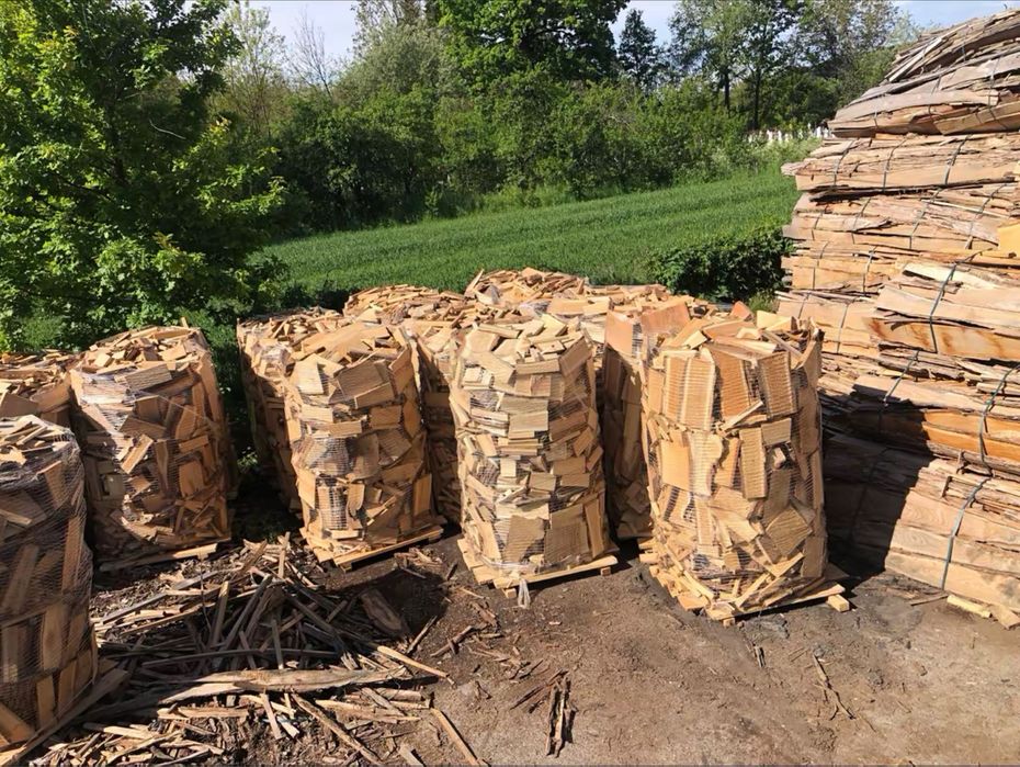 De vanzare deseuri de salcam