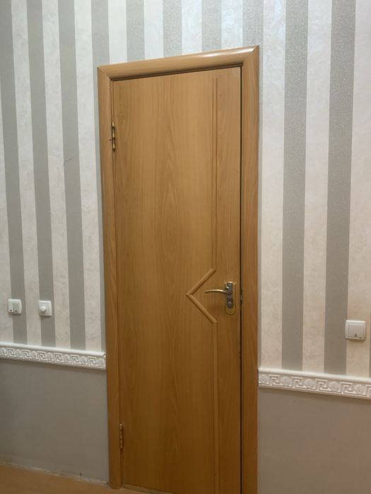 Продаем деревянные двери