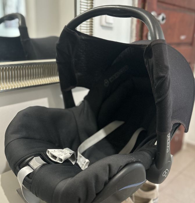 Maxi Cosi Кошница за кола / столче за бебе 0-13кг